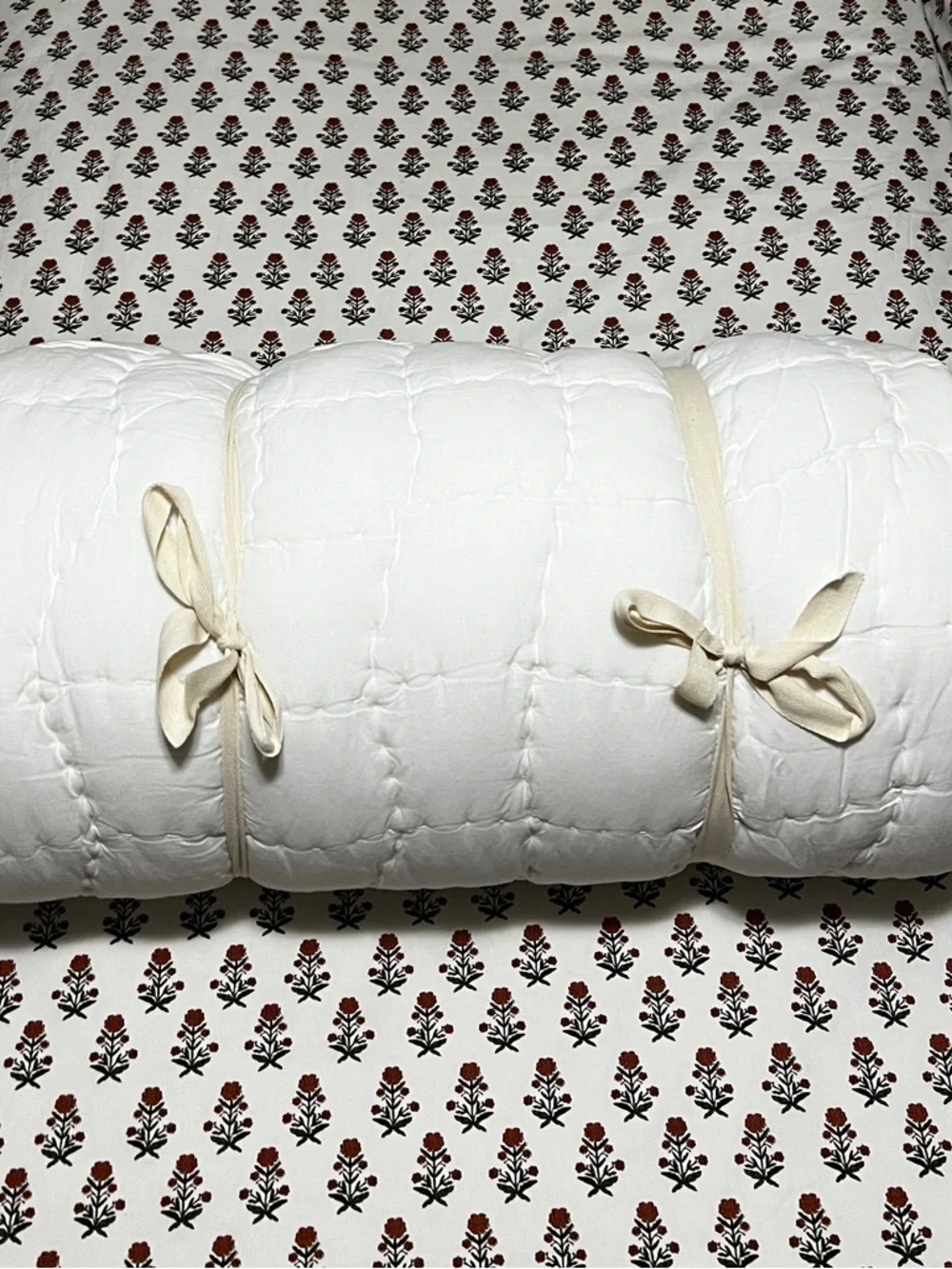 NWT! Pottery Barn Cloud Quilt White King w/ 1 Euro Sham - Picture 3 of 7
